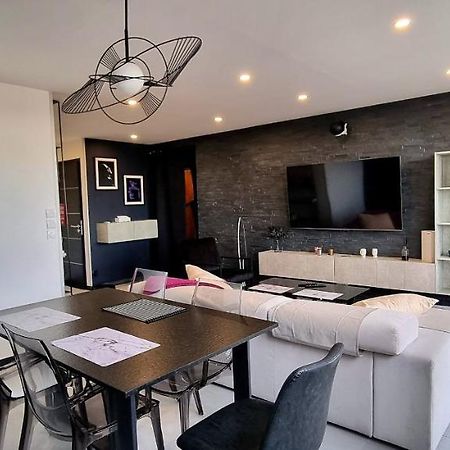 Le Perchoir, High-End & Panoramic View Apartment Troyes Luaran gambar